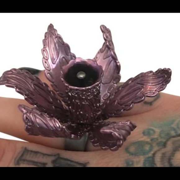 Burberry Ring - Picture 2 of 3